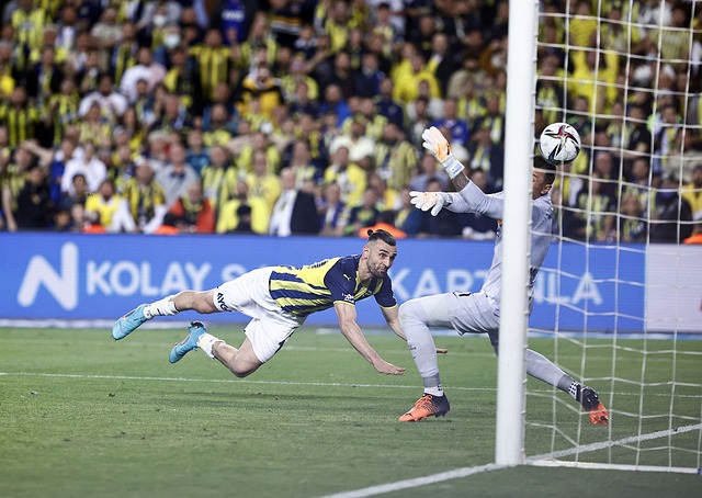 勇士耶誕大戰輸殘陣湖人 「柯學家」仍在尋找輪換答案.